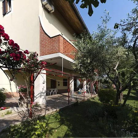 Milica Apartment Umag